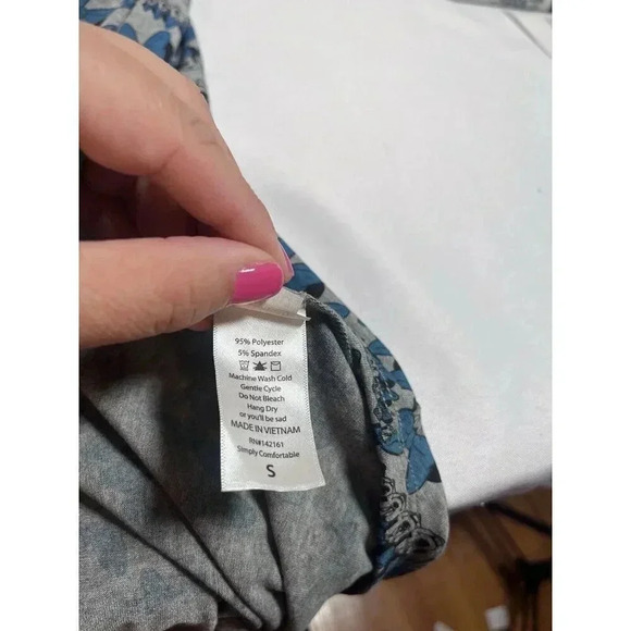 LulaRoe Disney Carly Dress Gray & Blue Minnie Mouse, Size Small, NWT - Picture 7 of 7